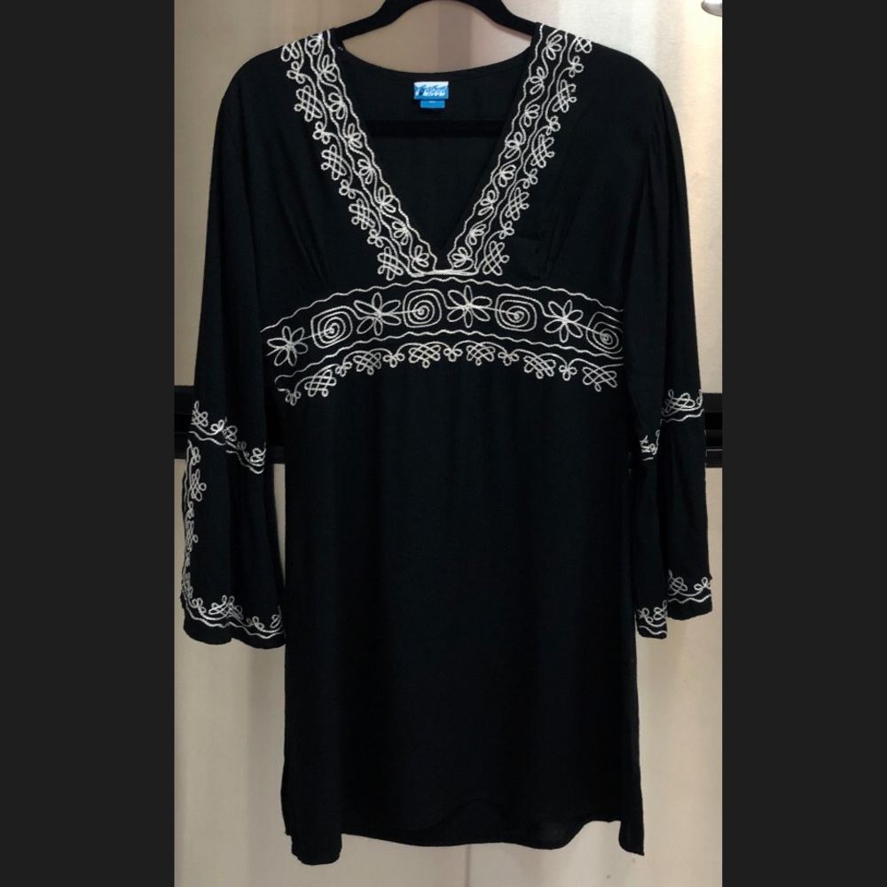 BLACK EMBROIDERED BELL SLEEVE SWIM COVERUP DRESS S